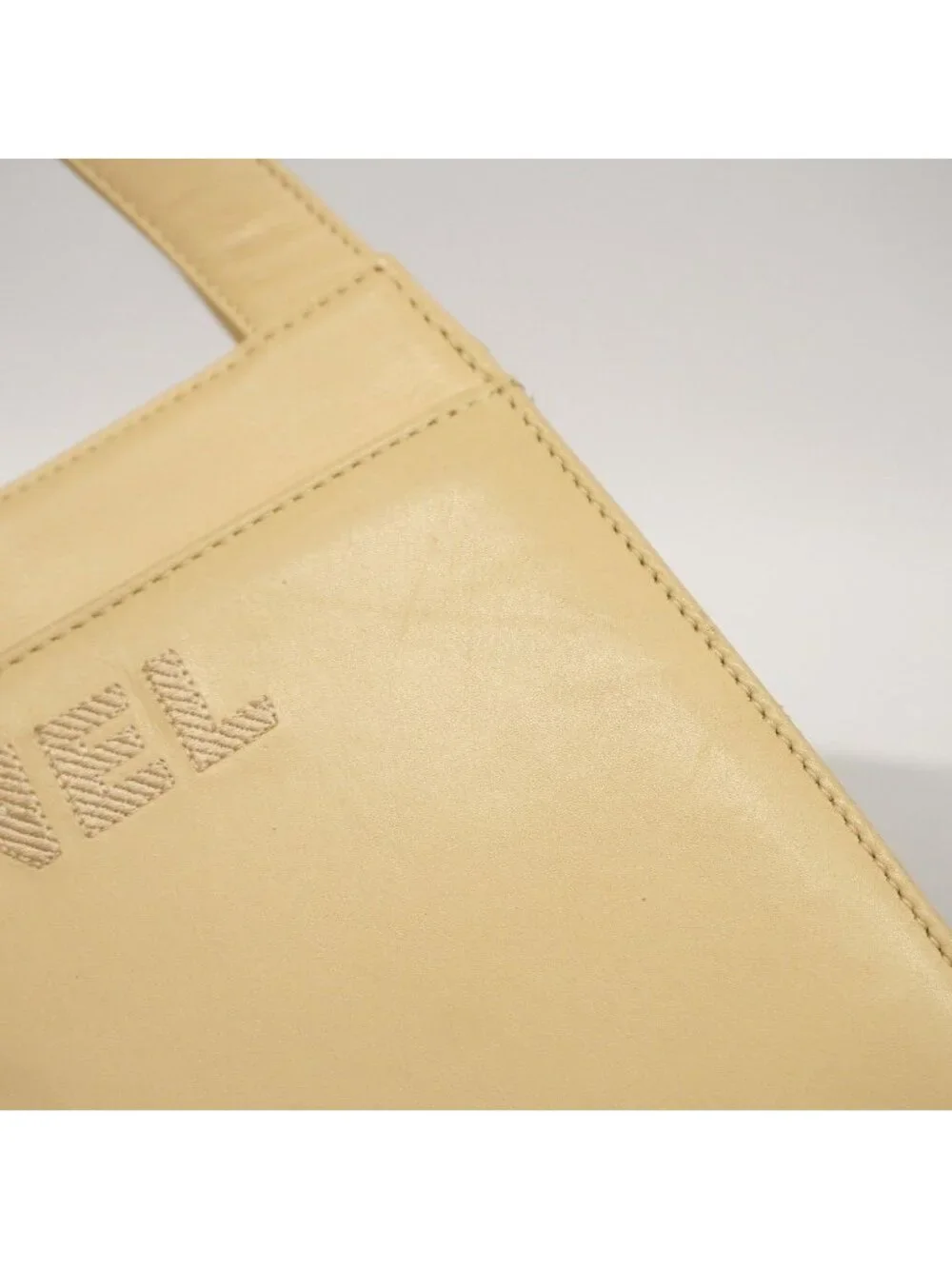 Chanel Shoulder Bag Lambskin Ivory Gold